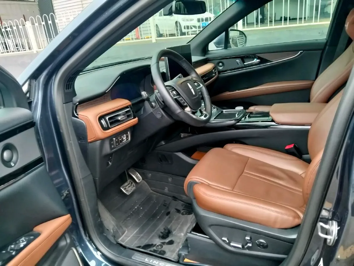 2021 Lincoln Nautilus 2.7T 322HP V6 8AT,autocango,china used car exporter,china ev exporter,chinese used car exporter,chinese used ev exporter