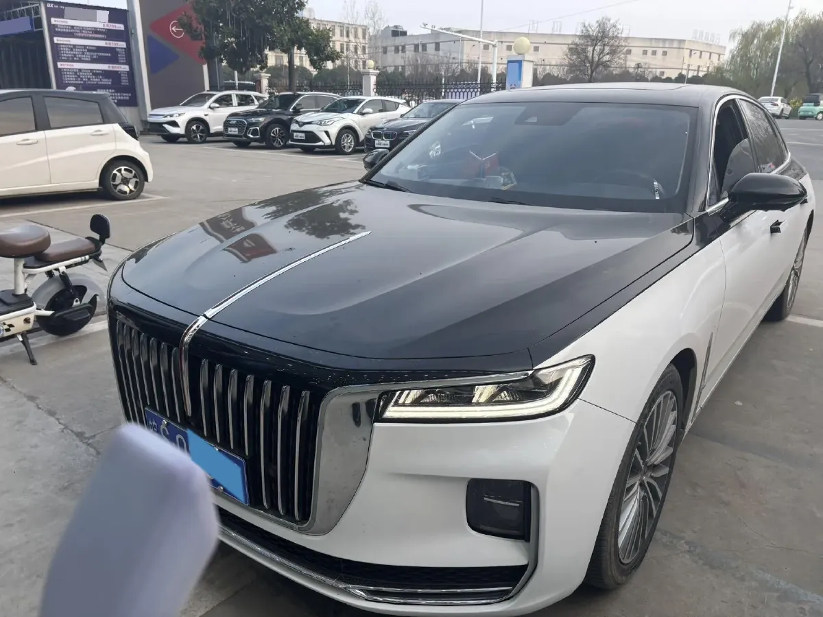 2020 HongQi H9 2.0T 252HP L4 7DCT,autocango,china used car exporter,china ev exporter,chinese used car exporter,chinese used ev exporter