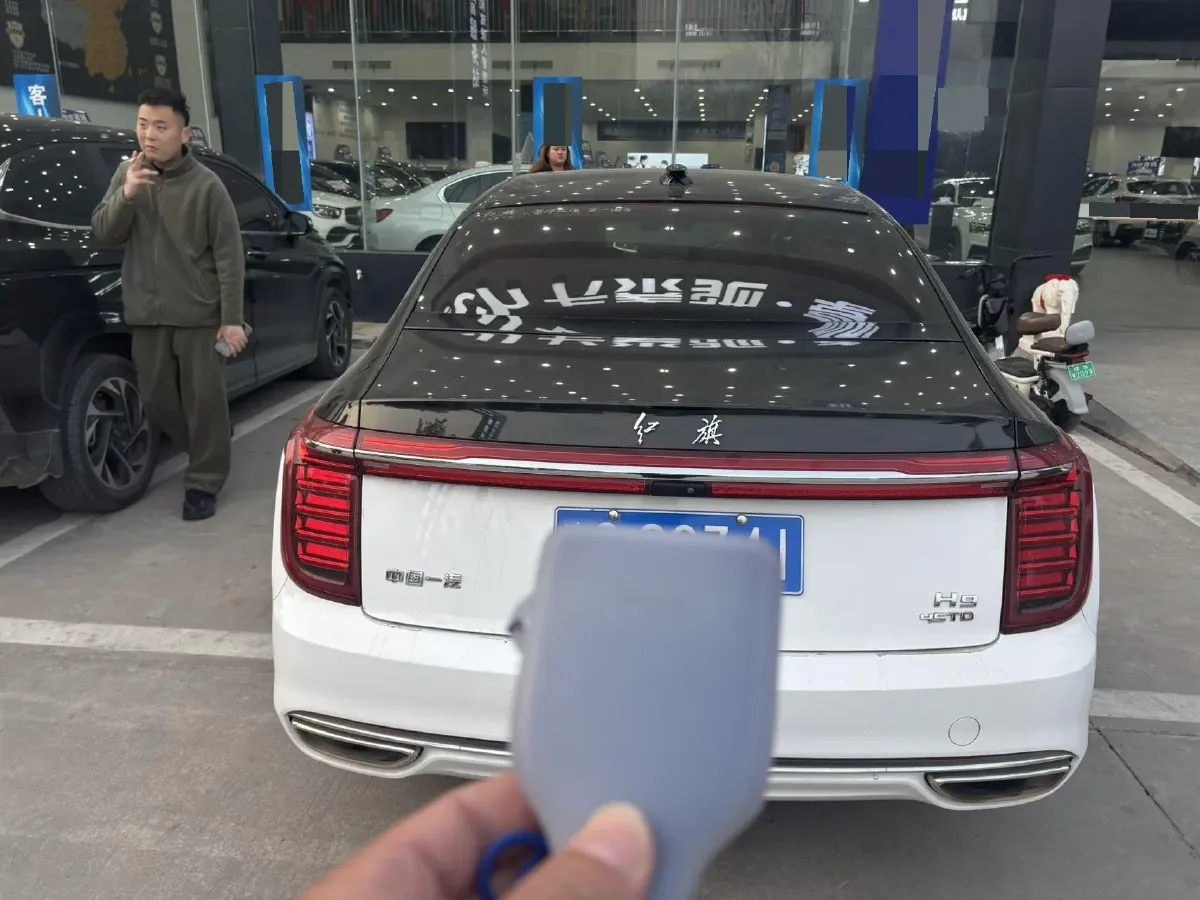 2020 HongQi H9 2.0T 252HP L4 7DCT,autocango,china used car exporter,china ev exporter,chinese used car exporter,chinese used ev exporter