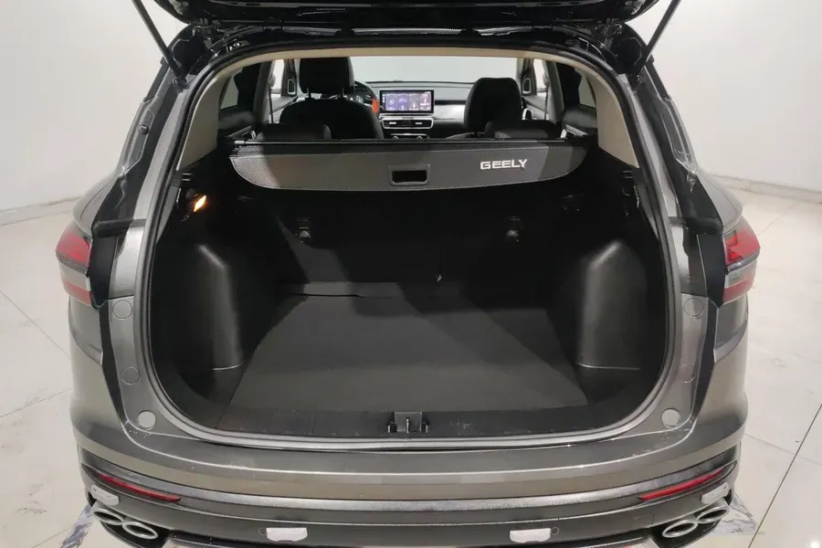 2023 Geely Coolray 1.5T 181HP L4 7DCT,autocango,china used car exporter,china ev exporter,chinese used car exporter,chinese used ev exporter