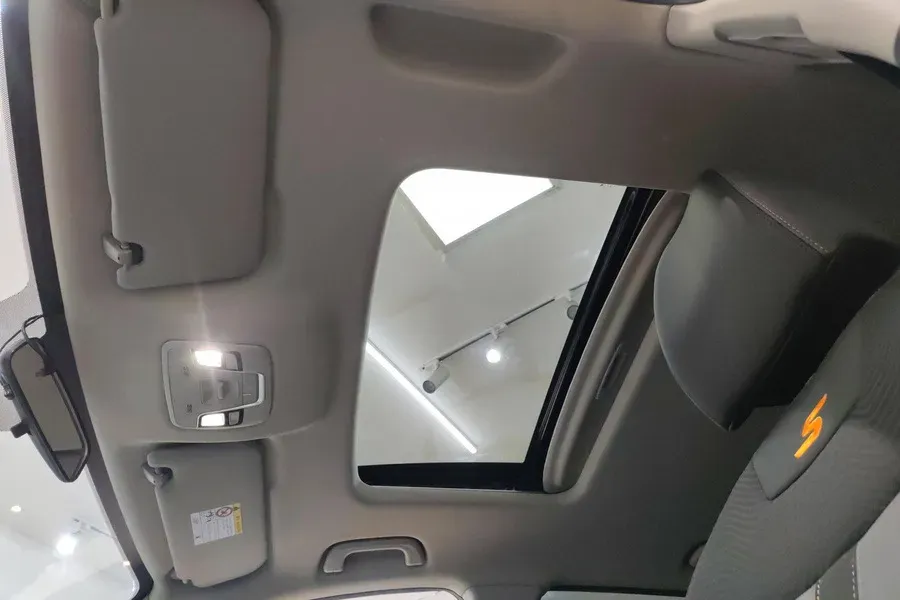 2023 Geely Coolray 1.5T 181HP L4 7DCT,autocango,china used car exporter,china ev exporter,chinese used car exporter,chinese used ev exporter