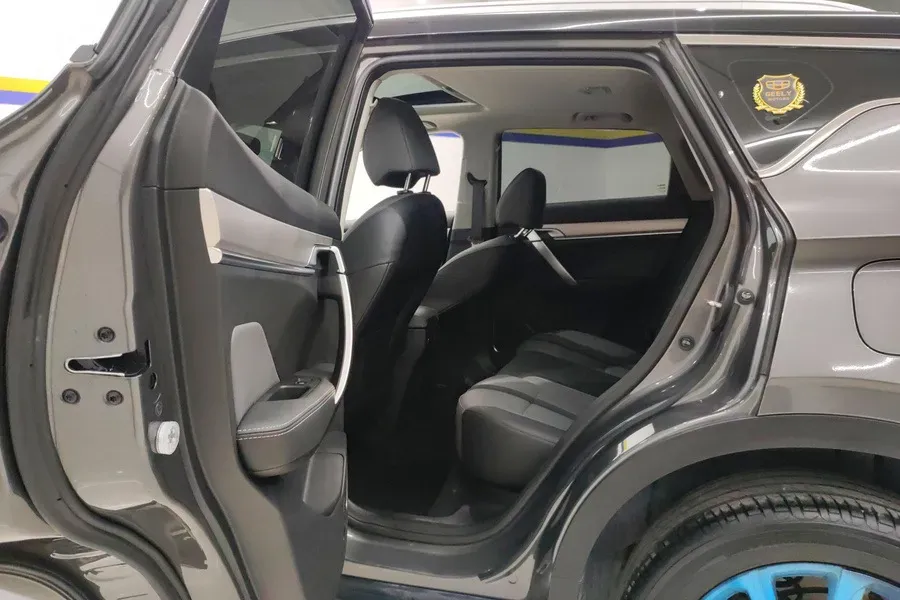 2023 Geely Coolray 1.5T 181HP L4 7DCT,autocango,china used car exporter,china ev exporter,chinese used car exporter,chinese used ev exporter