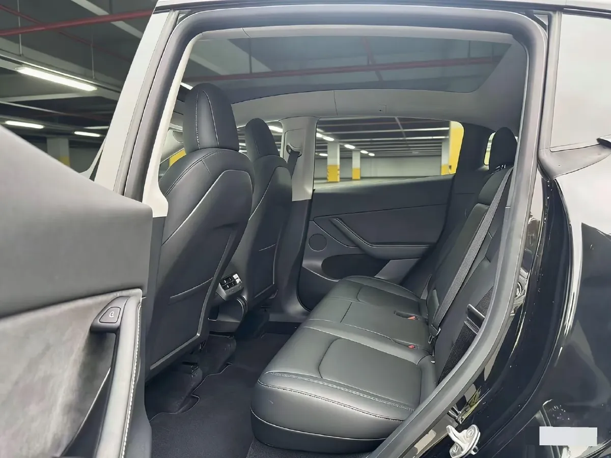 2021 MINI COUNTRYMAN 1.5T 136HP L3 8AT,autocango,china used car exporter,china ev exporter,chinese used car exporter,chinese used ev exporter