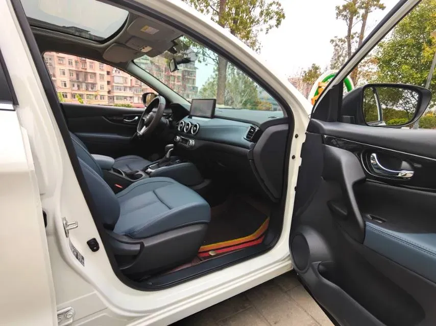 2025 Nissan Qashqai 2.0L 151HP L4 CVT,autocango,china used car exporter,china ev exporter,chinese used car exporter,chinese used ev exporter