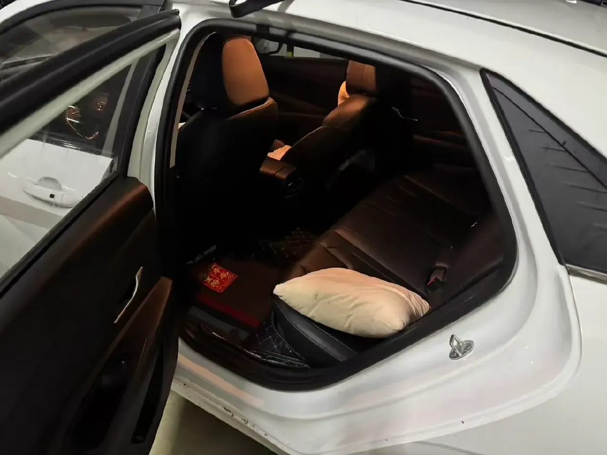 2021 Hyundai Elantra 1.5L 115HP L4 CVT,autocango,china used car exporter,china ev exporter,chinese used car exporter,chinese used ev exporter