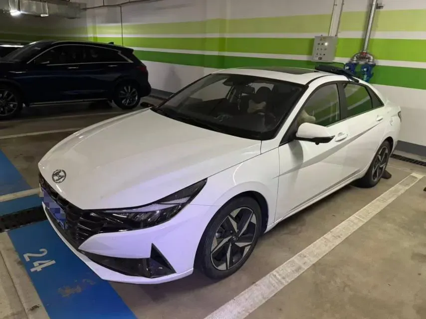 2021 Hyundai Elantra 1.5L 115HP L4 CVT,autocango,china used car exporter,china ev exporter,chinese used car exporter,chinese used ev exporter