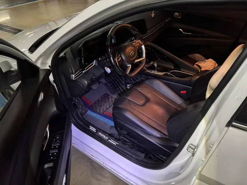 2021 Hyundai Elantra 1.5L 115HP L4 CVT,autocango,china used car exporter,china ev exporter,chinese used car exporter,chinese used ev exporter