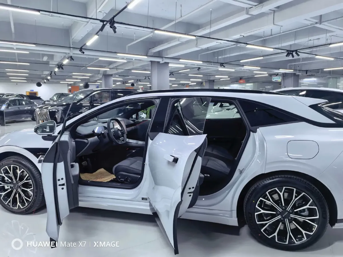 2025 Zeekr 007GT BEV 100.01KWH,autocango,china used car exporter,china ev exporter,chinese used car exporter,chinese used ev exporter