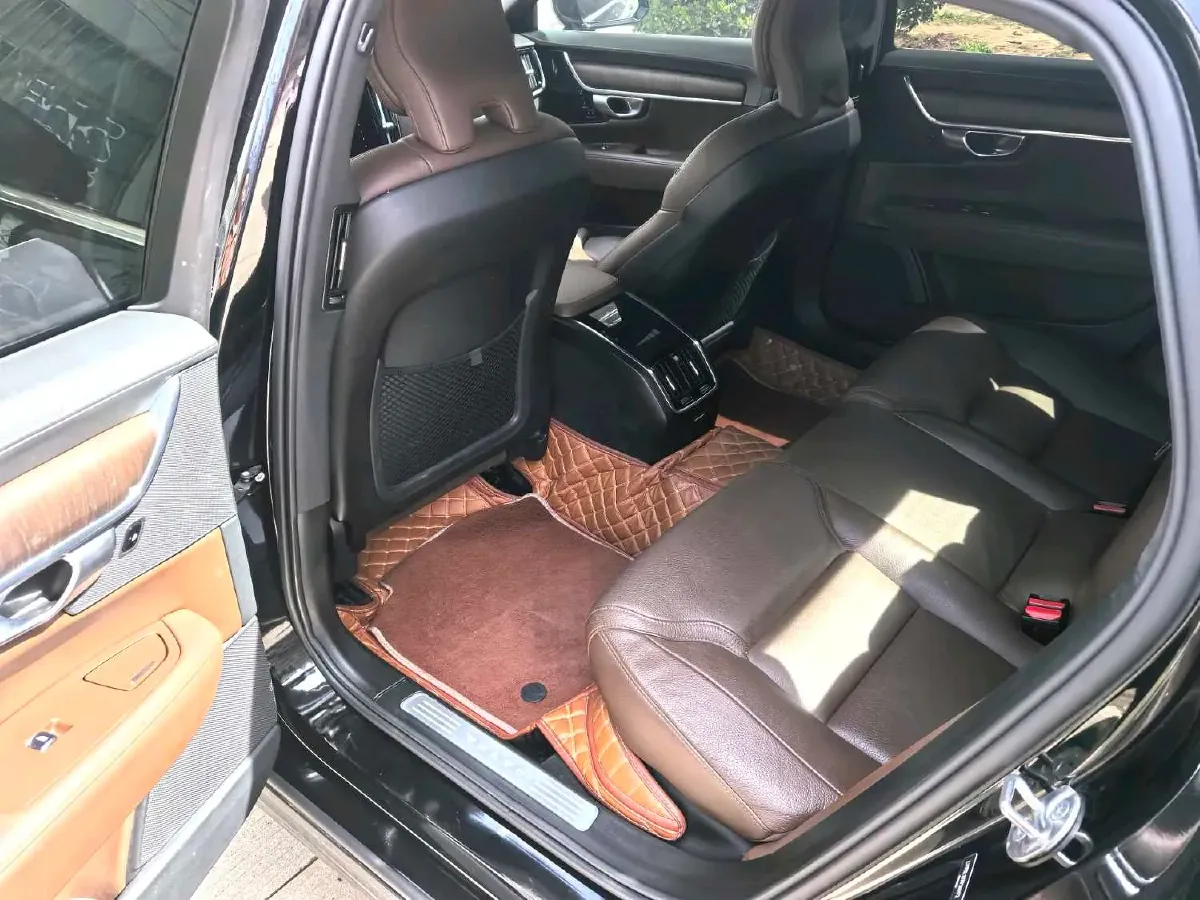 2024 Volvo S90 2.0T 250HP L4 8AT,autocango,china used car exporter,china ev exporter,chinese used car exporter,chinese used ev exporter