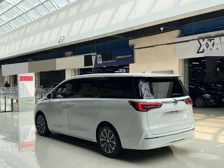 2021 Buick GL8 2.0T 237HP L4 9AT,autocango,china used car exporter,china ev exporter,chinese used car exporter,chinese used ev exporter