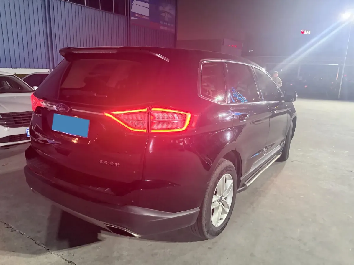 2018 Ford Edge 2.0T 245HP L4 6AT,autocango,china used car exporter,china ev exporter,chinese used car exporter,chinese used ev exporter