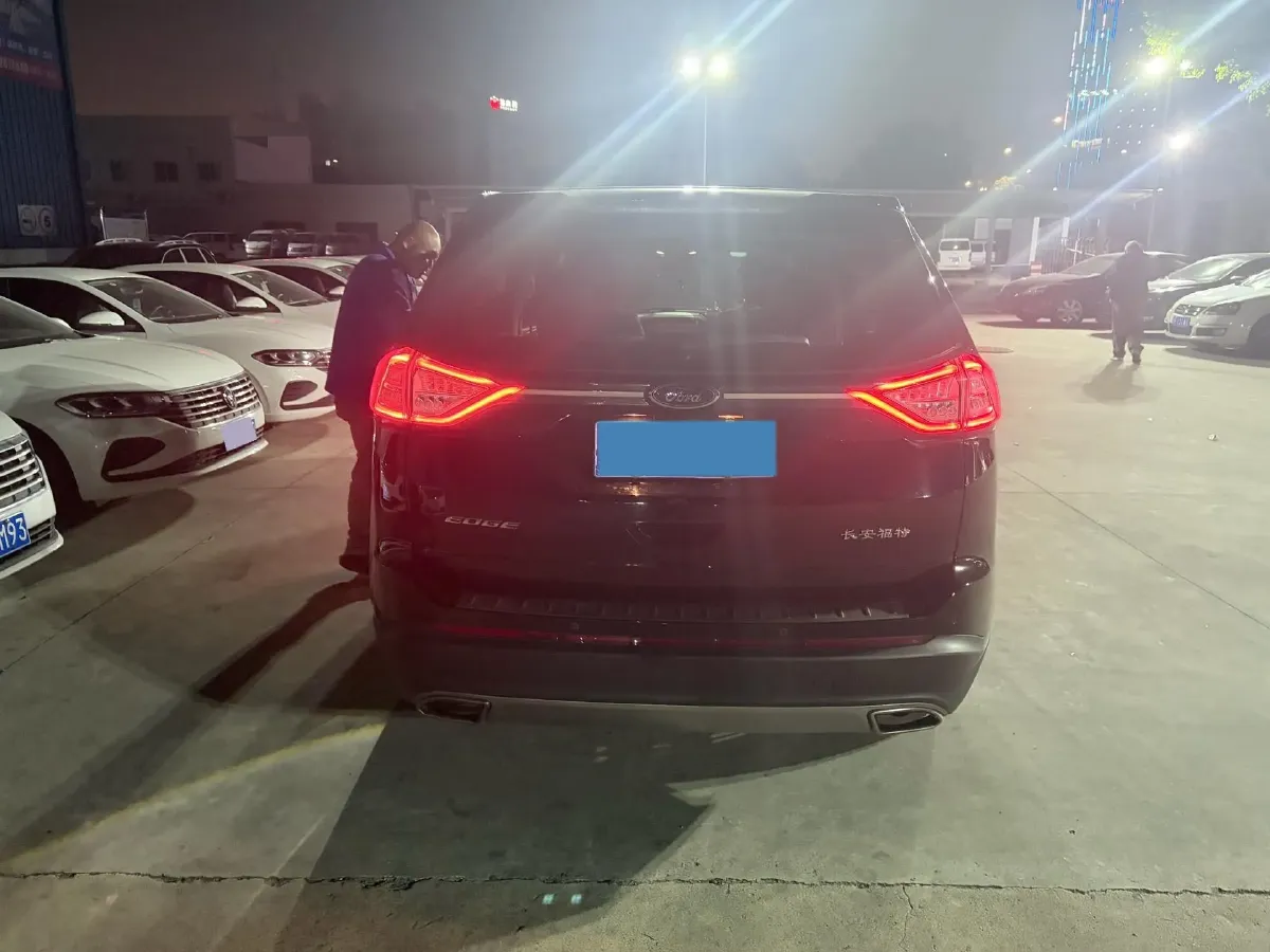 2018 Ford Edge 2.0T 245HP L4 6AT,autocango,china used car exporter,china ev exporter,chinese used car exporter,chinese used ev exporter