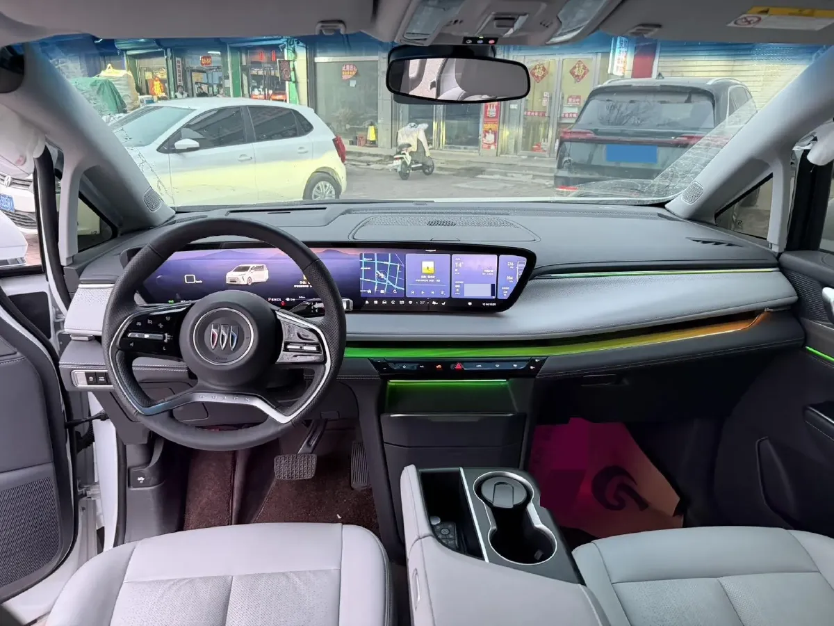 2025 Buick GL8 2.0T 237HP L4 9AT,autocango,china used car exporter,china ev exporter,chinese used car exporter,chinese used ev exporter