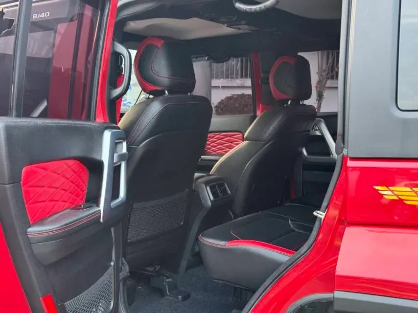 2019 Beijing BJ40 2.0T 218HP L4 6AT,autocango,china used car exporter,china ev exporter,chinese used car exporter,chinese used ev exporter