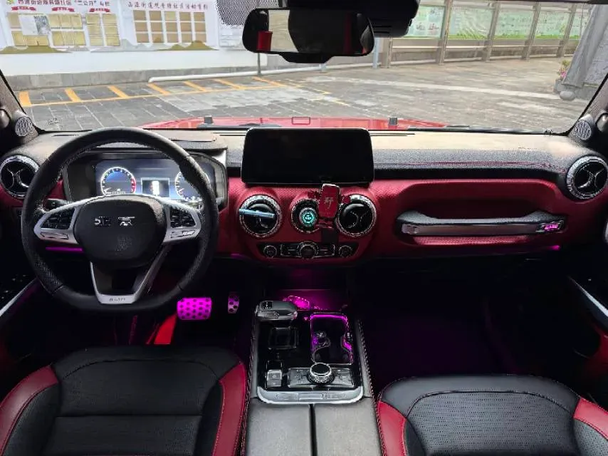 2019 Beijing BJ40 2.0T 218HP L4 6AT,autocango,china used car exporter,china ev exporter,chinese used car exporter,chinese used ev exporter