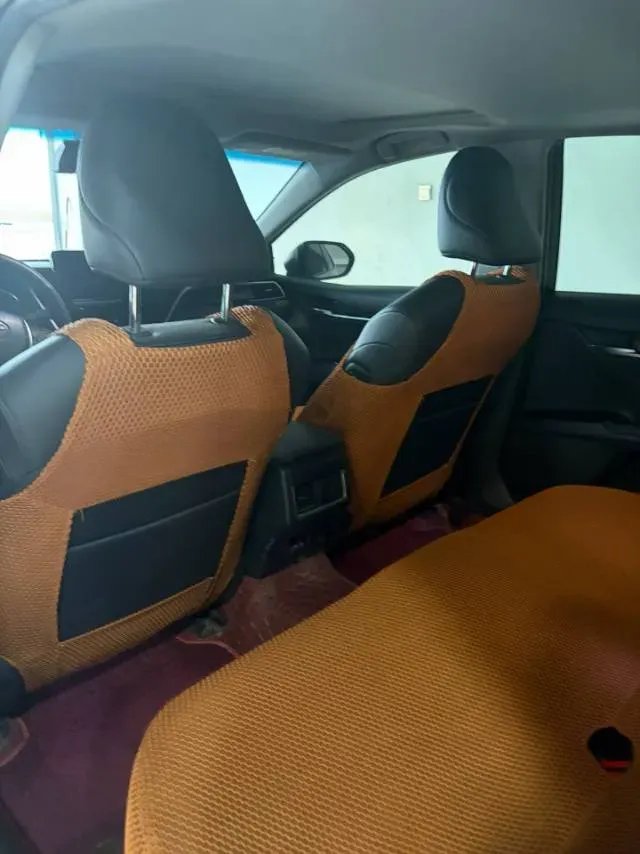 2023 Toyota Camry 2.0L 177HP L4 CVT,autocango,china used car exporter,china ev exporter,chinese used car exporter,chinese used ev exporter