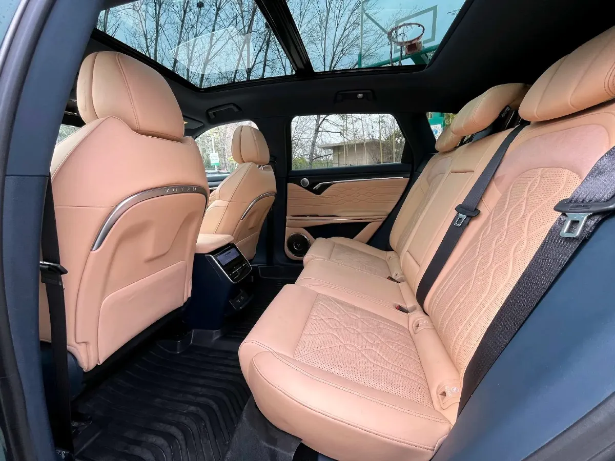 2024 Voyah FREE 1.5T 150HP L4 REEV 39.2KWH,autocango,china used car exporter,china ev exporter,chinese used car exporter,chinese used ev exporter