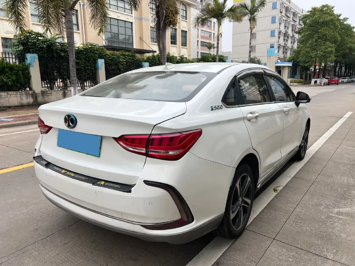 2018 BeiJing Auto EU5 BEV 53.66KWH,autocango,china used car exporter,china ev exporter,chinese used car exporter,chinese used ev exporter