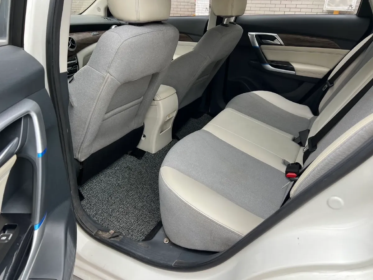 2018 BeiJing Auto EU5 BEV 53.66KWH,autocango,china used car exporter,china ev exporter,chinese used car exporter,chinese used ev exporter