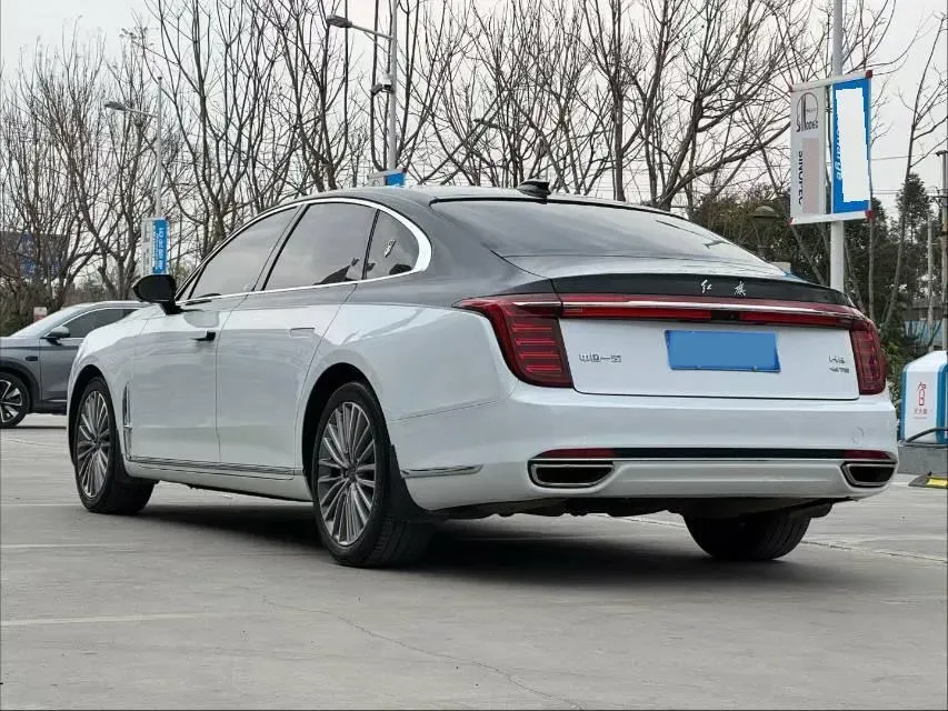 2023 HongQi H9 2.0T 252HP L4 7DCT,autocango,china used car exporter,china ev exporter,chinese used car exporter,chinese used ev exporter