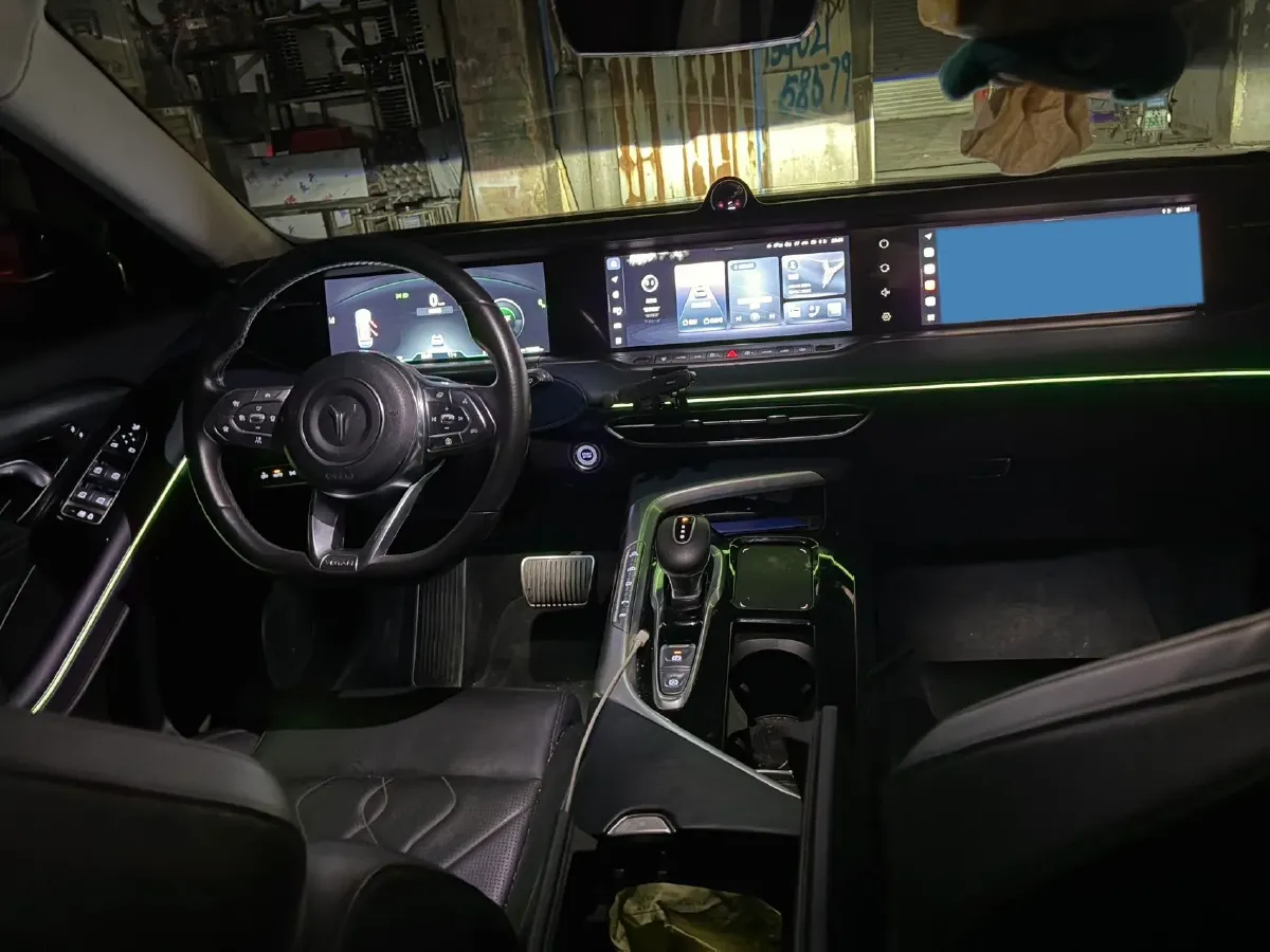 2021 Voyah FREE Range Extended 109HP REEV 33KWH,autocango,china used car exporter,china ev exporter,chinese used car exporter,chinese used ev exporter