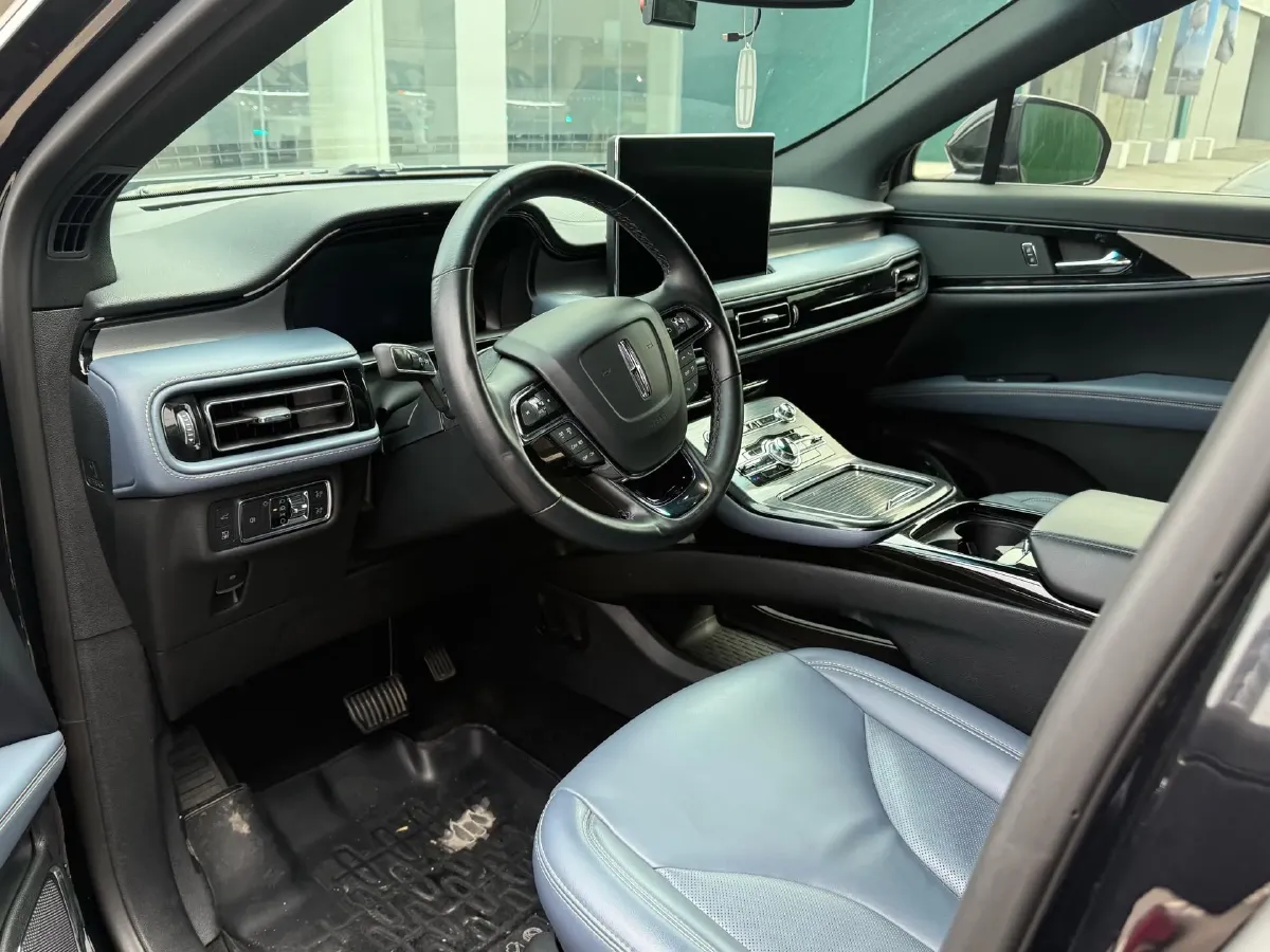 2021 Lincoln Nautilus 2.0T 245HP L4 8AT,autocango,china used car exporter,china ev exporter,chinese used car exporter,chinese used ev exporter