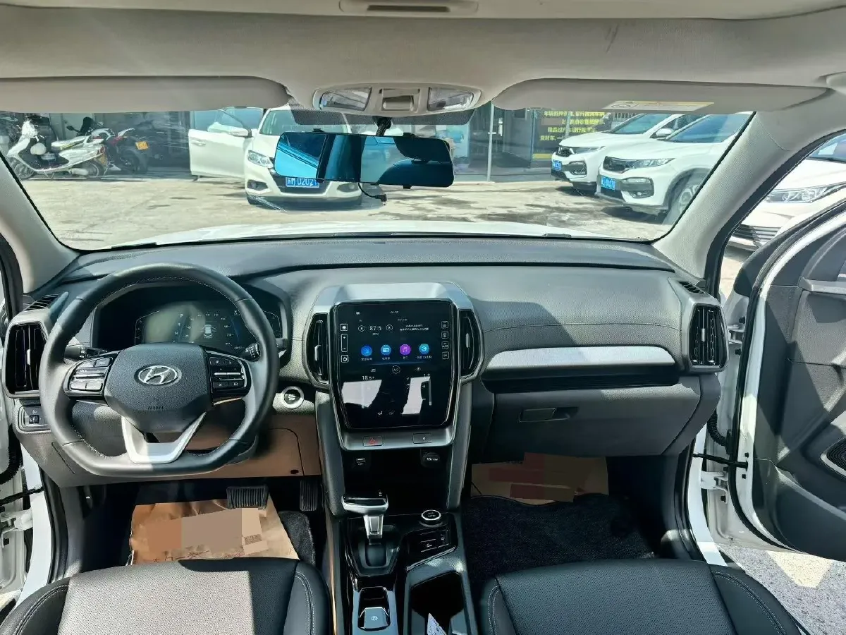 2021 Hyundai ix35 2.0L 160HP L4 6AT,autocango,china used car exporter,china ev exporter,chinese used car exporter,chinese used ev exporter