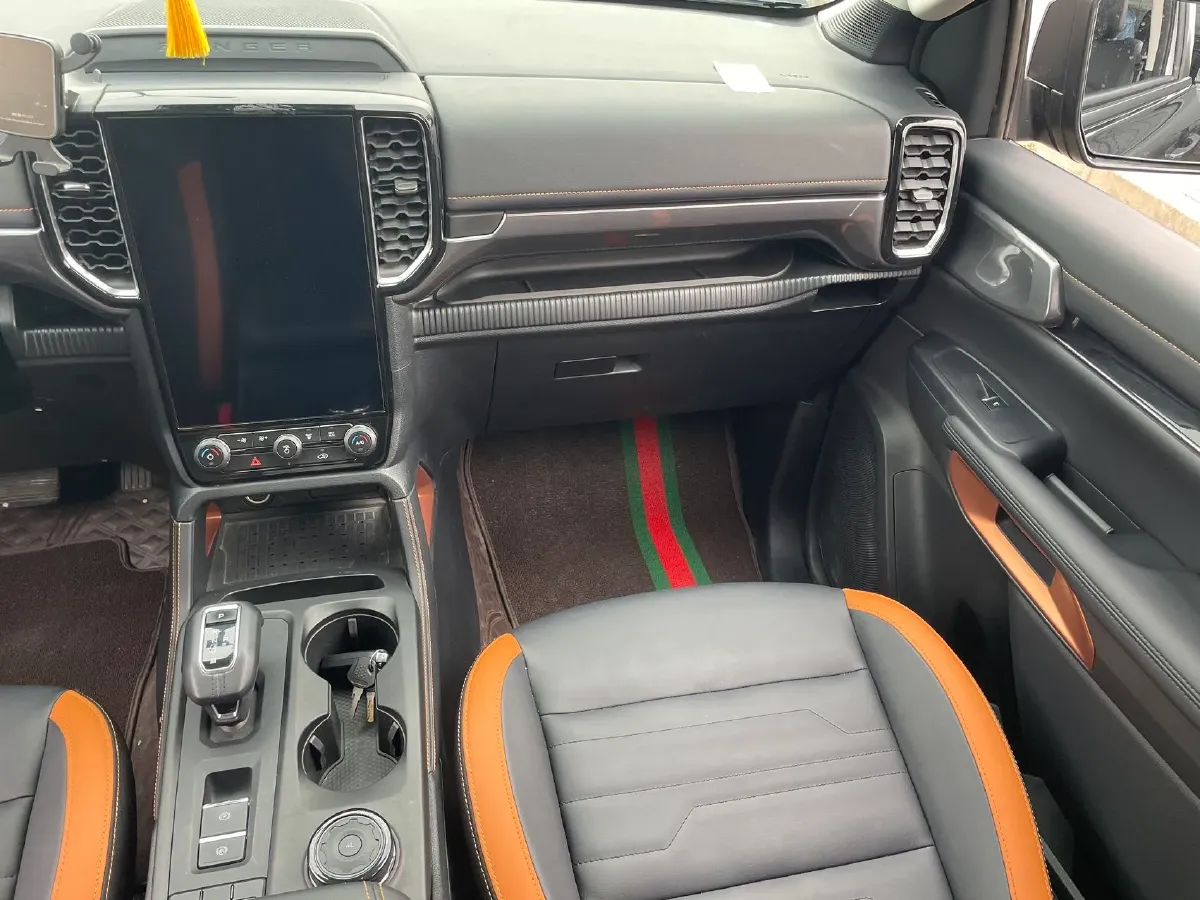 2023 Ford Ranger 2.3T 186HP L4 8AT,autocango,china used car exporter,china ev exporter,chinese used car exporter,chinese used ev exporter