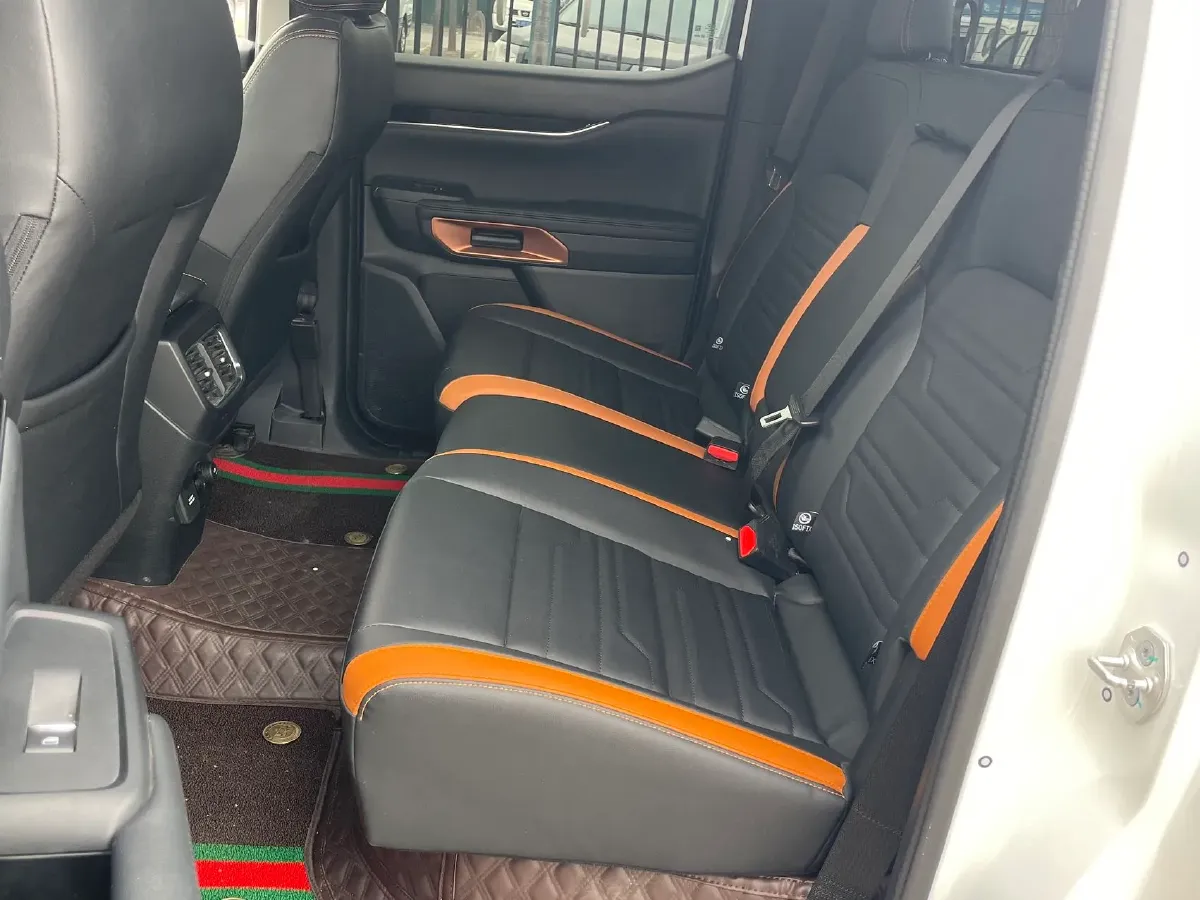 2023 Ford Ranger 2.3T 186HP L4 8AT,autocango,china used car exporter,china ev exporter,chinese used car exporter,chinese used ev exporter