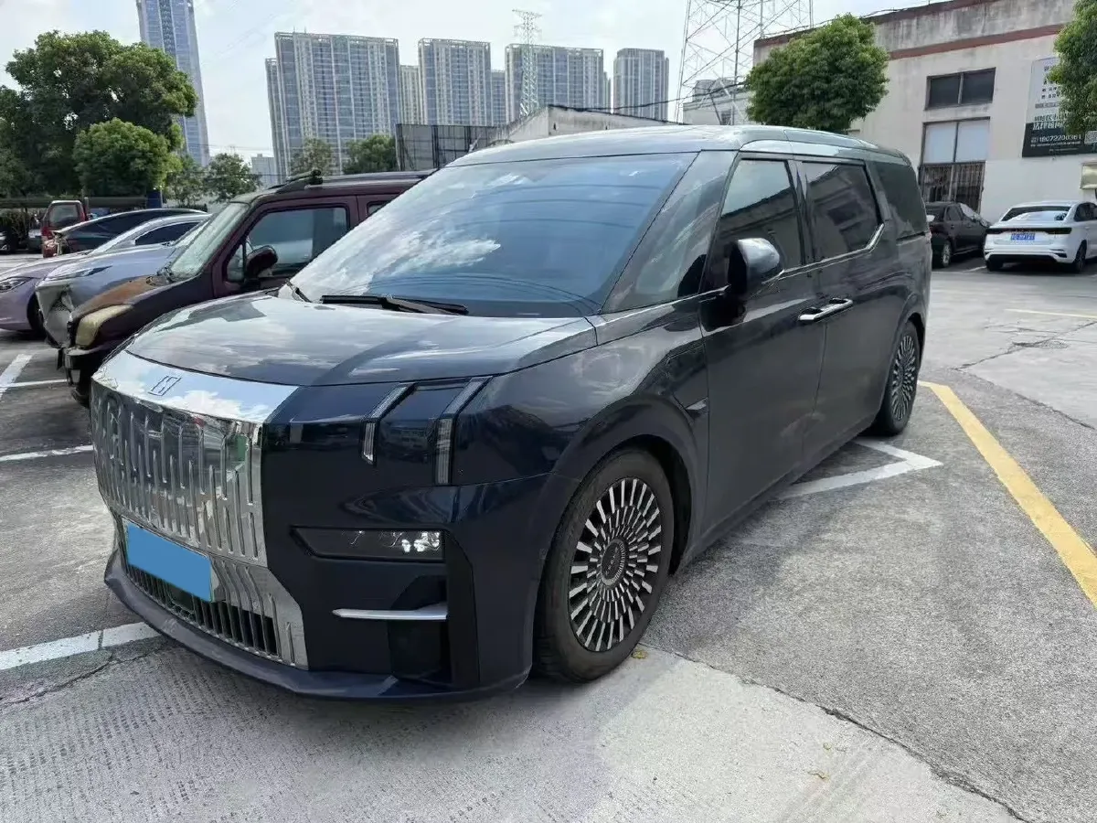 2022 Zeekr 009 BEV 116KWH,autocango,china used car exporter,china ev exporter,chinese used car exporter,chinese used ev exporter