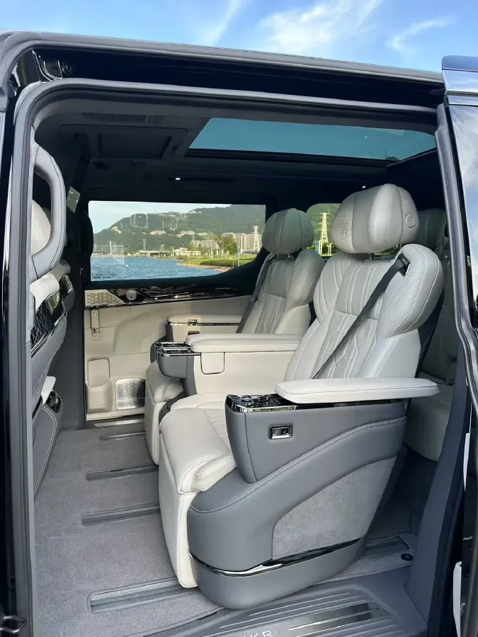 2022 Zeekr 009 BEV 116KWH,autocango,china used car exporter,china ev exporter,chinese used car exporter,chinese used ev exporter