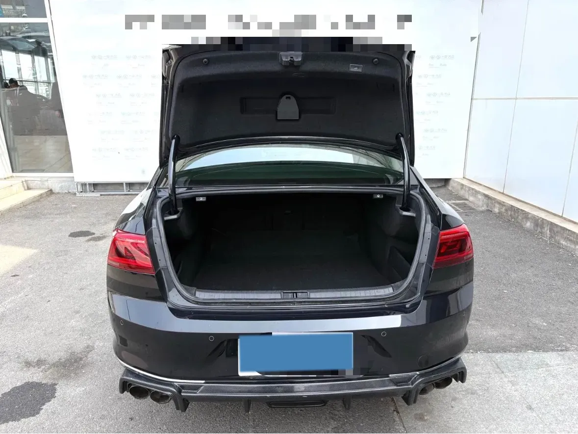 2020 Volkswagen Magotan 2.0T 186HP L4 7DCT,autocango,china used car exporter,china ev exporter,chinese used car exporter,chinese used ev exporter