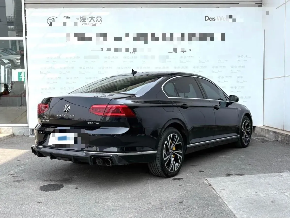 2020 Volkswagen Magotan 2.0T 186HP L4 7DCT,autocango,china used car exporter,china ev exporter,chinese used car exporter,chinese used ev exporter