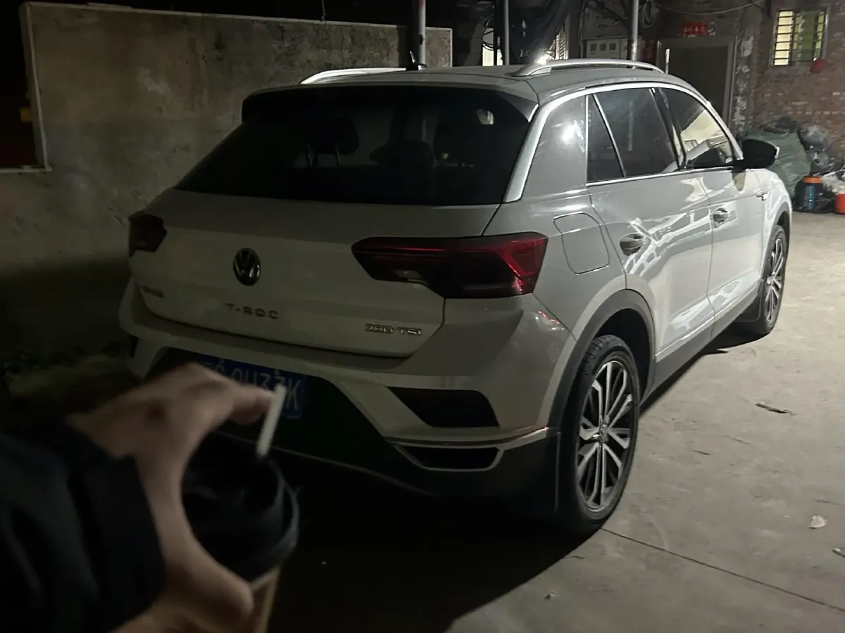 2021 Volkswagen T-Roc 1.4T 150HP L4 7DCT,autocango,china used car exporter,china ev exporter,chinese used car exporter,chinese used ev exporter