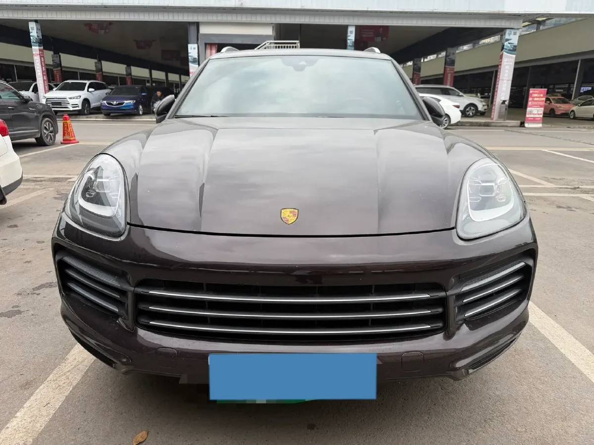 2021 Porsche Cayenne 2.0T 252HP L4 8AT PHEV 17.9KWH,autocango,china used car exporter,china ev exporter,chinese used car exporter,chinese used ev exporter