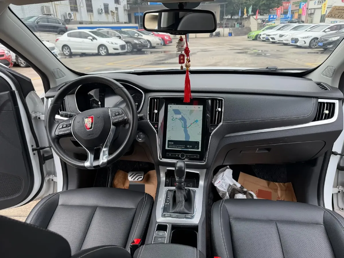 2018 Roewe RX5 2.0T 220HP L4 6DCT,autocango,china used car exporter,china ev exporter,chinese used car exporter,chinese used ev exporter