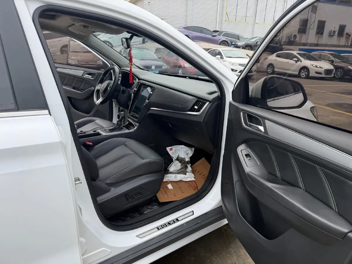 2018 Roewe RX5 2.0T 220HP L4 6DCT,autocango,china used car exporter,china ev exporter,chinese used car exporter,chinese used ev exporter