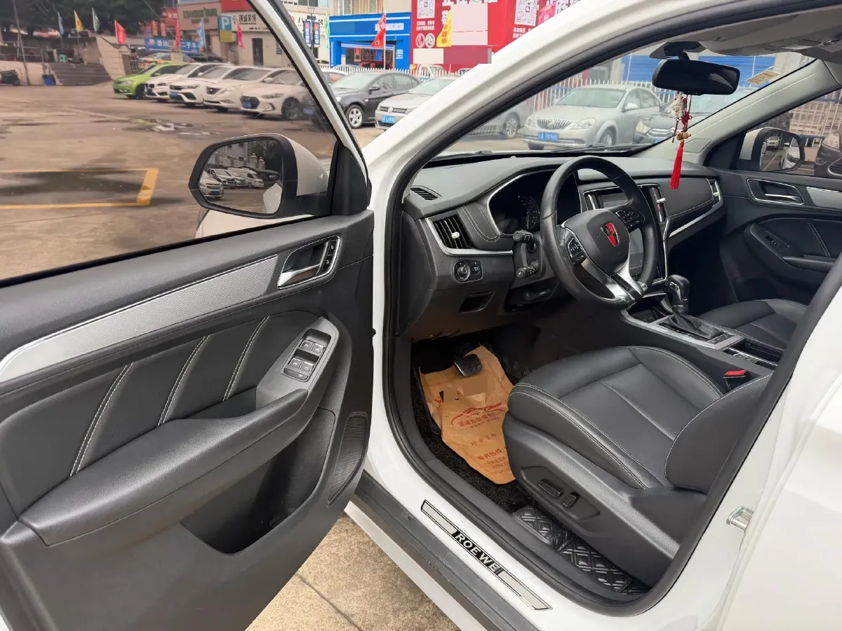 2018 Roewe RX5 2.0T 220HP L4 6DCT,autocango,china used car exporter,china ev exporter,chinese used car exporter,chinese used ev exporter