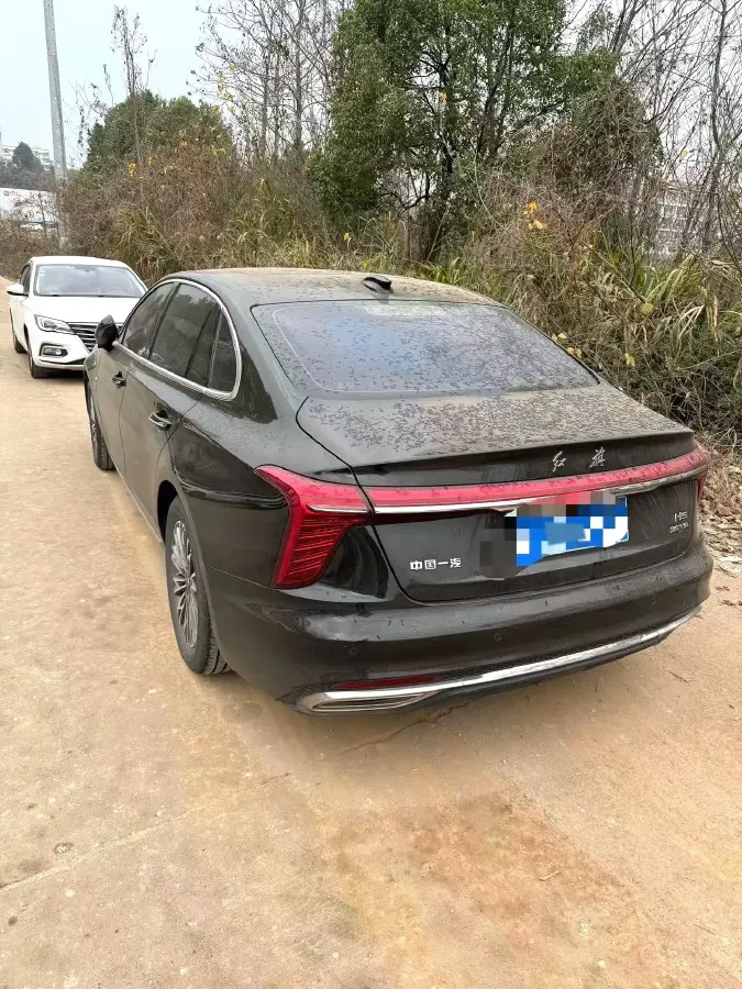 2025 HongQi H5 1.5T 169HP L4 1DHT Hybrid,autocango,china used car exporter,china ev exporter,chinese used car exporter,chinese used ev exporter