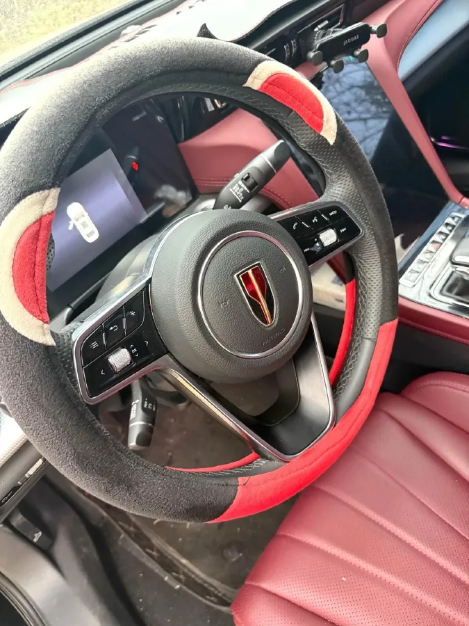 2025 HongQi H5 1.5T 169HP L4 1DHT Hybrid,autocango,china used car exporter,china ev exporter,chinese used car exporter,chinese used ev exporter