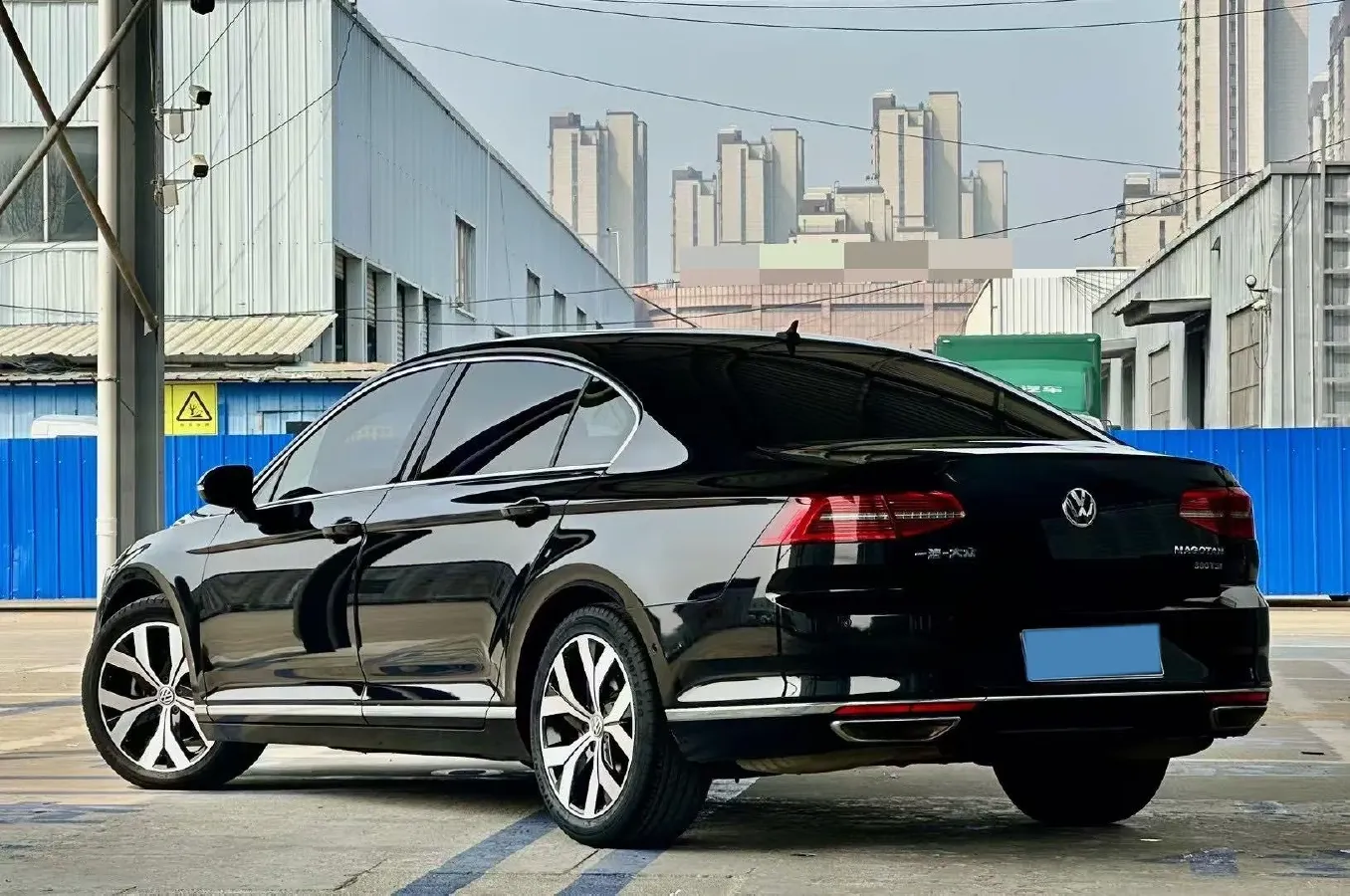 2018 Volkswagen Magotan 2.0T 220HP L4 7DCT,autocango,china used car exporter,china ev exporter,chinese used car exporter,chinese used ev exporter