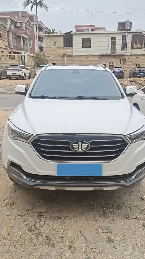 2018 Bestune X40 1.6L 114HP L4 6AT,autocango,china used car exporter,china ev exporter,chinese used car exporter,chinese used ev exporter