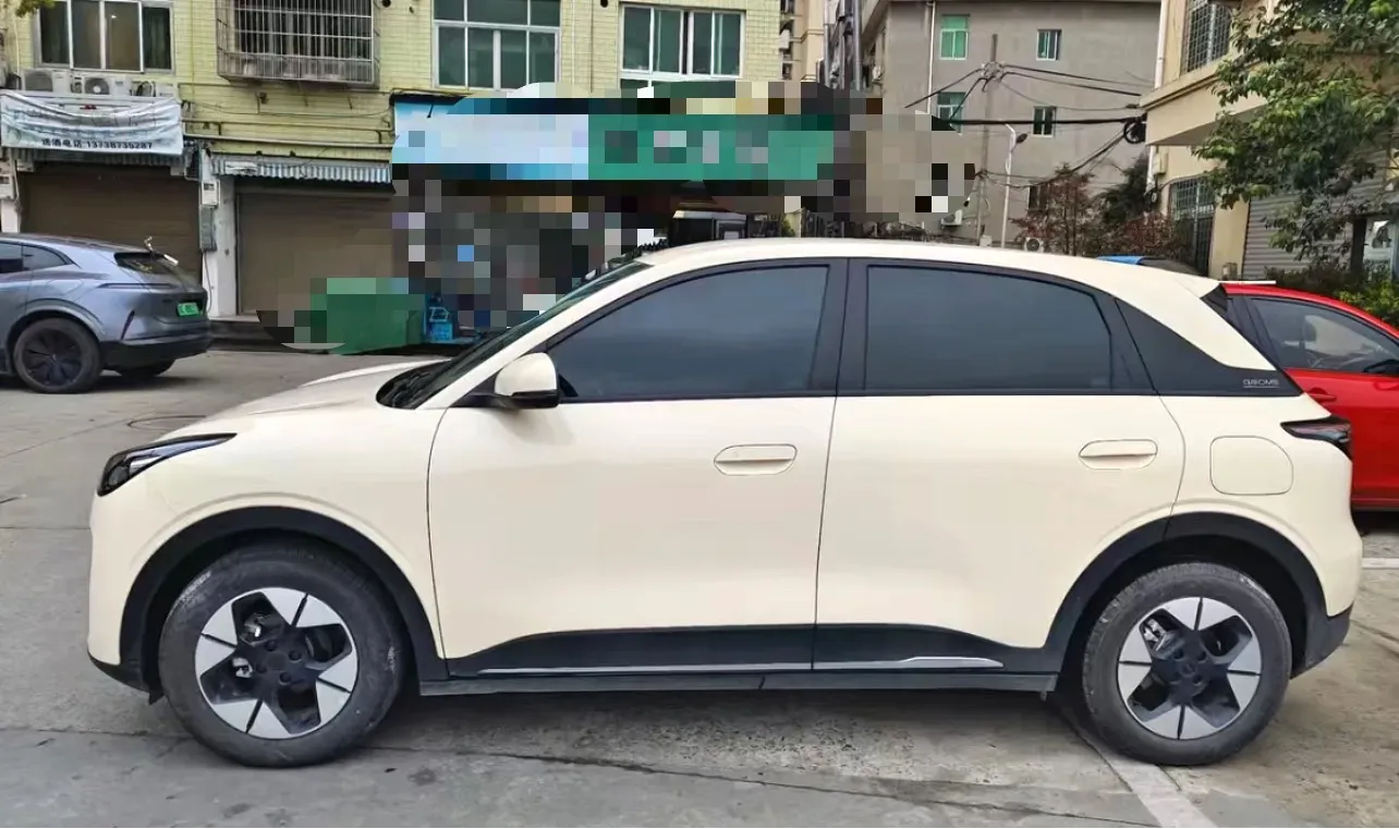 2025 JMC BaoDian 2.0T 218HP L4 8AT,autocango,china used car exporter,china ev exporter,chinese used car exporter,chinese used ev exporter