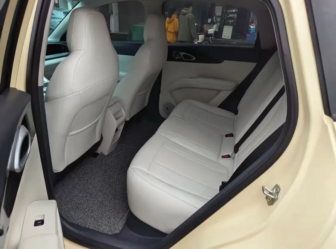 2025 JMC BaoDian 2.0T 218HP L4 8AT,autocango,china used car exporter,china ev exporter,chinese used car exporter,chinese used ev exporter