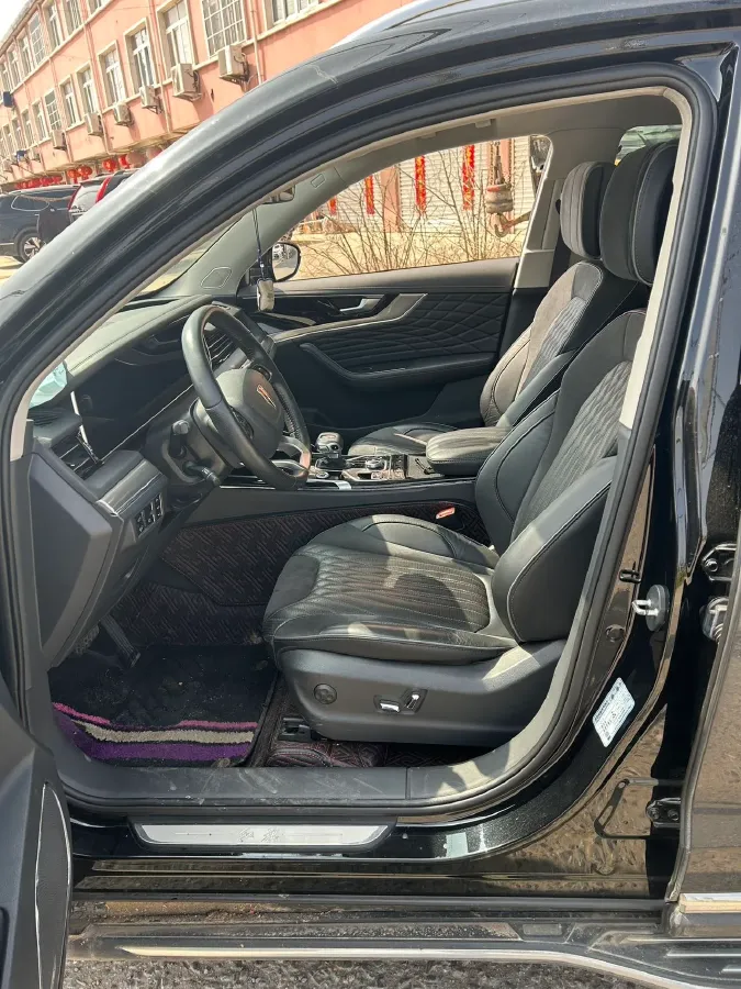 2022 HongQi HS5 2.0T 224HP L4 6AT,autocango,china used car exporter,china ev exporter,chinese used car exporter,chinese used ev exporter