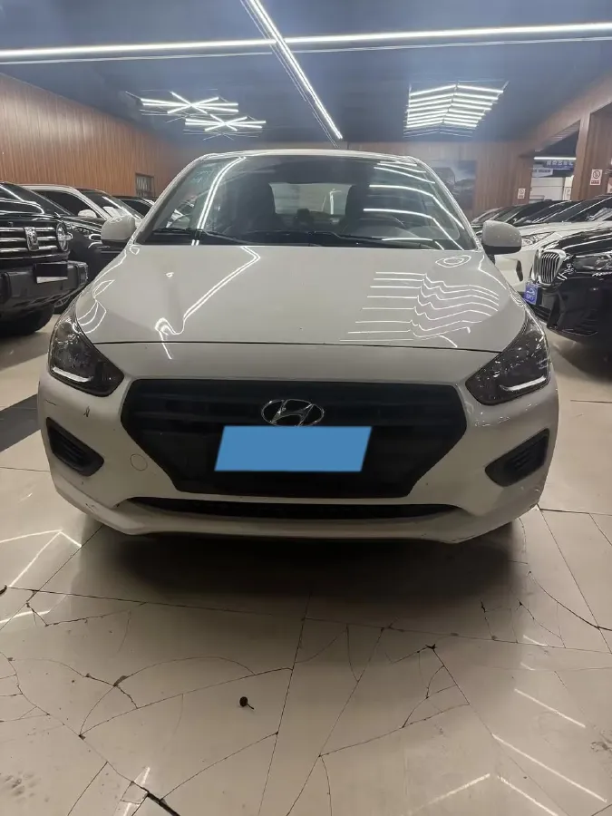 2017 Hyundai Reina 1.4L 95HP L4 5MT,autocango,china used car exporter,china ev exporter,chinese used car exporter,chinese used ev exporter