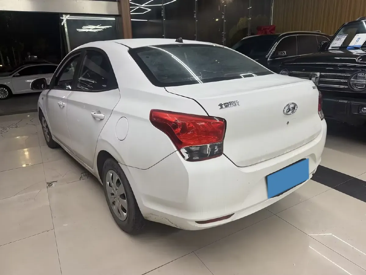 2017 Hyundai Reina 1.4L 95HP L4 5MT,autocango,china used car exporter,china ev exporter,chinese used car exporter,chinese used ev exporter