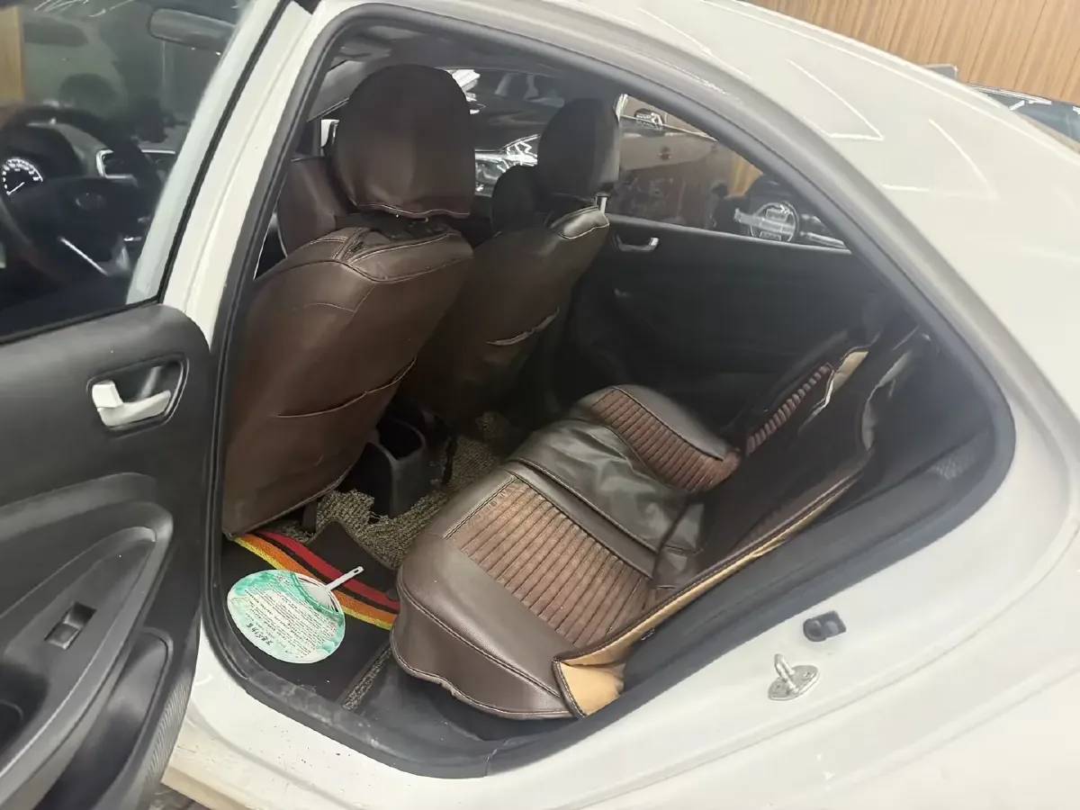 2017 Hyundai Reina 1.4L 95HP L4 5MT,autocango,china used car exporter,china ev exporter,chinese used car exporter,chinese used ev exporter