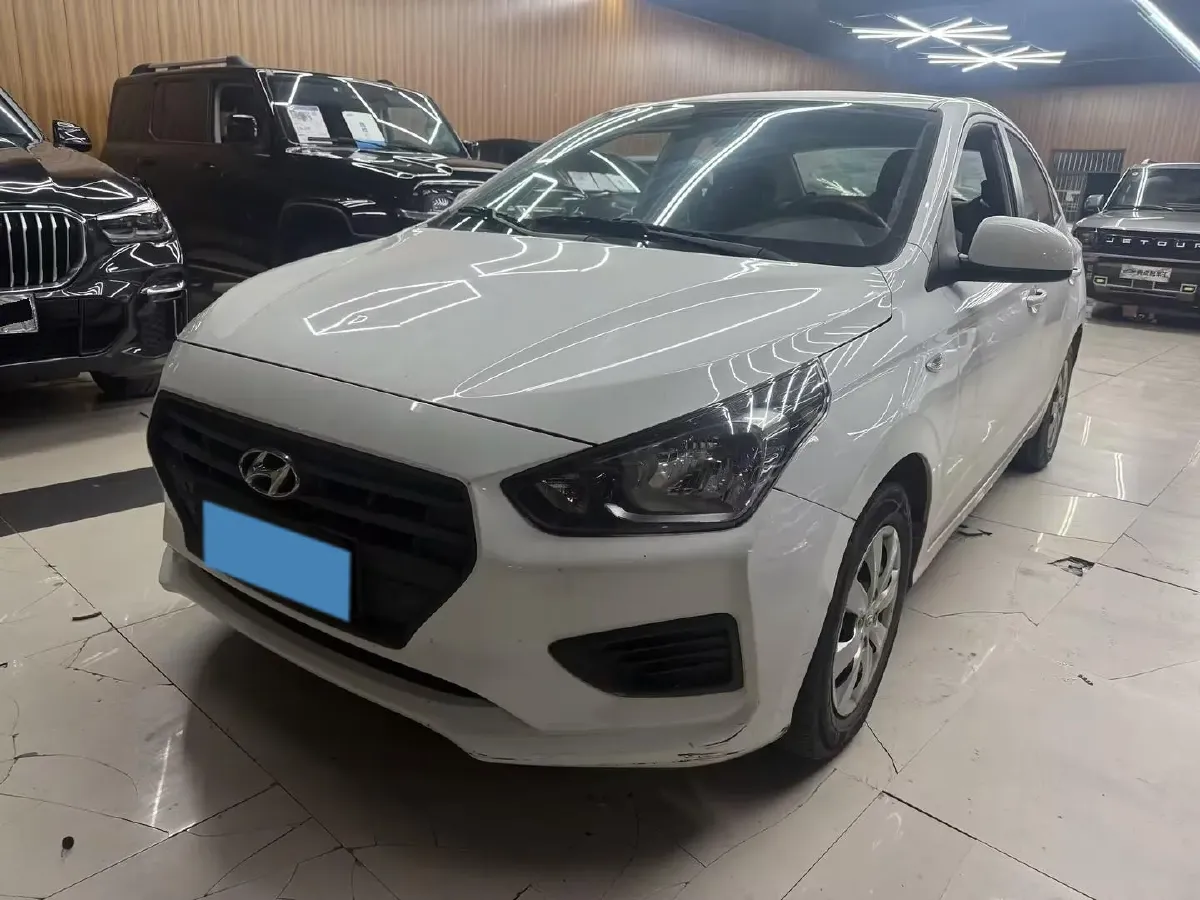 2017 Hyundai Reina 1.4L 95HP L4 5MT,autocango,china used car exporter,china ev exporter,chinese used car exporter,chinese used ev exporter