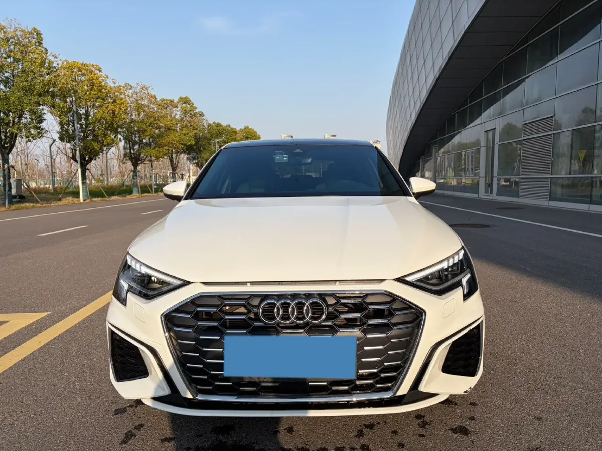 2022 Audi A3 1.4T 150HP L4 7DCT,autocango,china used car exporter,china ev exporter,chinese used car exporter,chinese used ev exporter